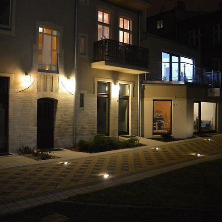 Homewell Apartments Pod Szczerbatym Πόζναν Εξωτερικό φωτογραφία