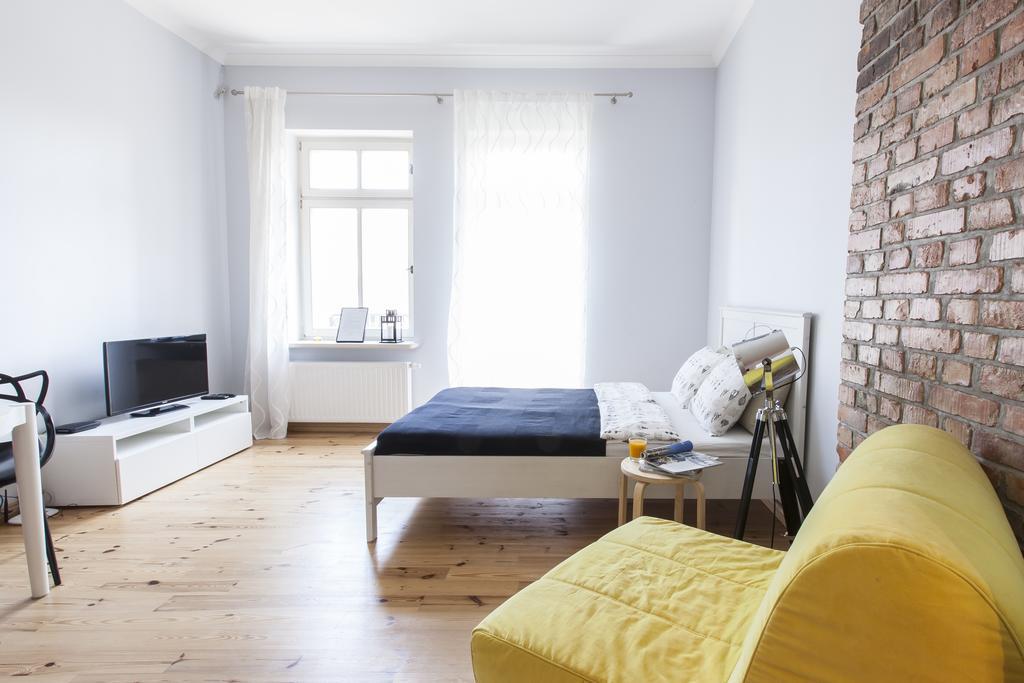Homewell Apartments Pod Szczerbatym Πόζναν Δωμάτιο φωτογραφία